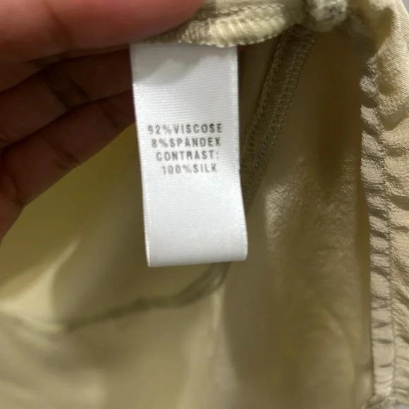 St. John Round-neck Nude Jersey Knit T-shirt with Silk Trim Sz Small P - Picture 5 of 8